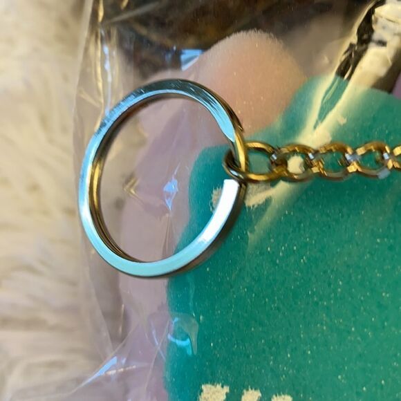 Victoria’s Secret Black Change Purse Llama Sponge - Picture 7 of 11